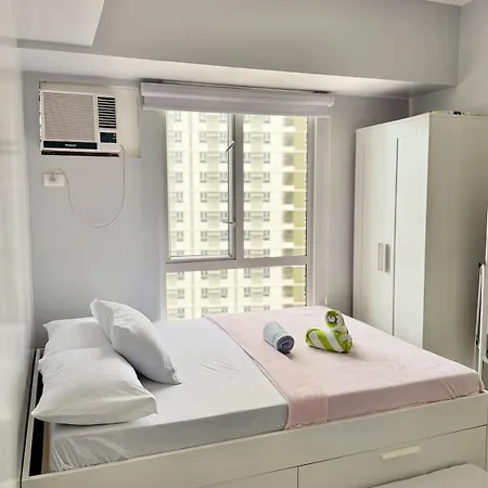 Cozy By Hayahay Rentals